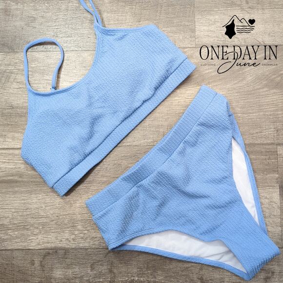 Aleumdr Crop Textured Bikini Swimsuit Size L - Picture 1 of 4